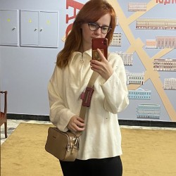 Яна